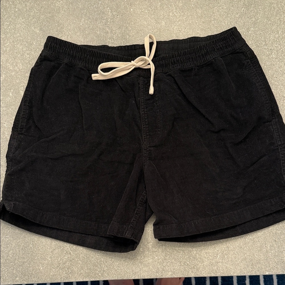 Men's Black Athletic Shorts with Drawstring